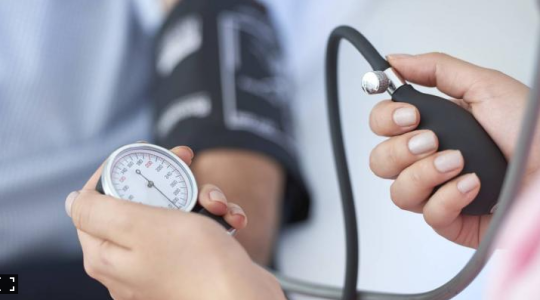 اعراض ارتفاع الضغط الدم العصبي .. علاج الضغط الدم
