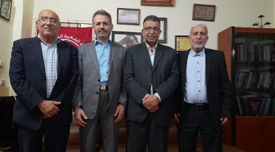 وفد من الجهاد الإسلامي يزور مكتب الشعبية في مخيم مار إلياس