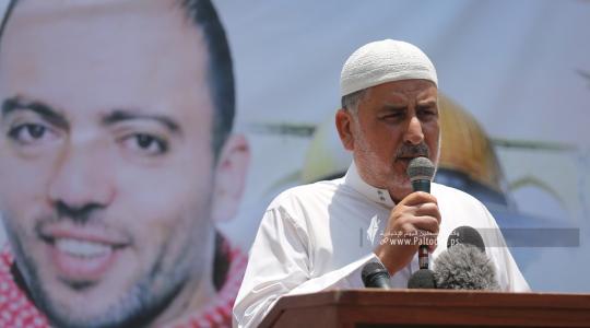 الجهاد بغزة صلاة الجمعة امام مقر الصليب (16).JPG