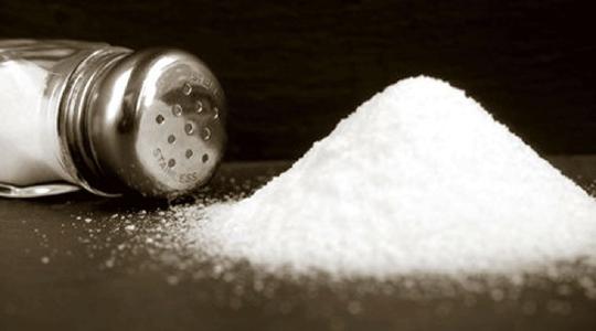 اختفاء الملح عن مائدتك يمكن أن يطيل حياتك