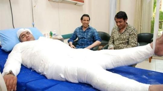 ما قصة صورة الفنان المصري بيومي فؤاد داخل المستشفى-تفاصيل صورة بيومي فؤاد داخل المستشفى