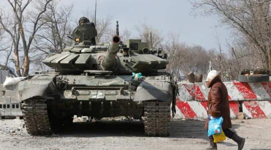 دبابة روسية في اوكرانيا