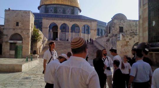 تجمع بـ "القدس يهتدون" يحذر من الوضع الخطير في المسجد الأقصى
