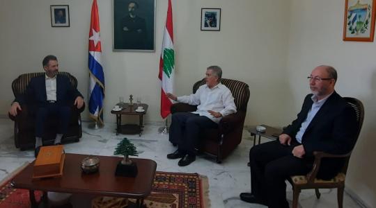 ممثل "حركة الجهاد الإسلامي" في لبنان يلتقي السفير الكوبي 