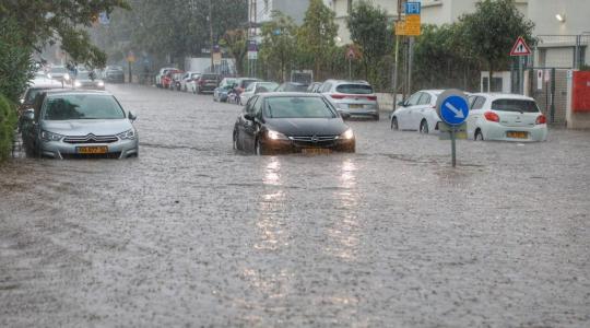 "تل أبيب" تغرق بمياه الأمطار!