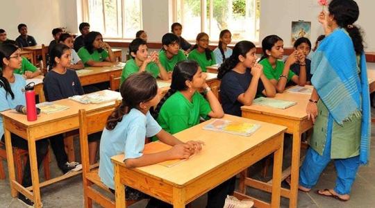 الهند تُغلق المدارس الابتدائية لسبب وضع صحي خطير!