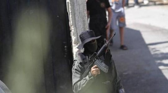 مقاومون يطلقون النار صوب حاجز "الجلمة" العسكري شمال جنين