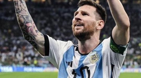 تشكيلة منتخب الارجنتين ضد فرنسا في المباراة النهائية في كأس العالم 2022 بمونديال قطر