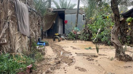 آثار المنخفض الجوي وفتح السدود في دير البلح (2).jpeg