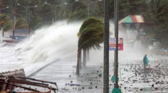 3 قتلى وتضرر 21 ألف شخص بإعصار ماندوس في سريلانكا