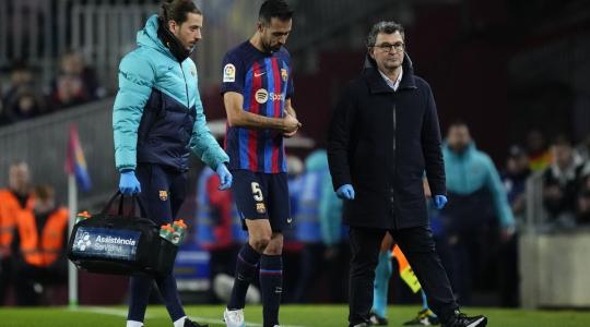 "برشلونة" يكشف طبيعية إصابة "بوسكيتس" ومدة غيابه