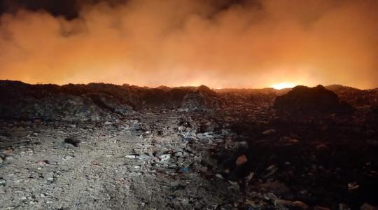 بلدية غزة تصدر بيانًا بخصوص حادثة اشتعال في مكب النفايات بجحر الديك