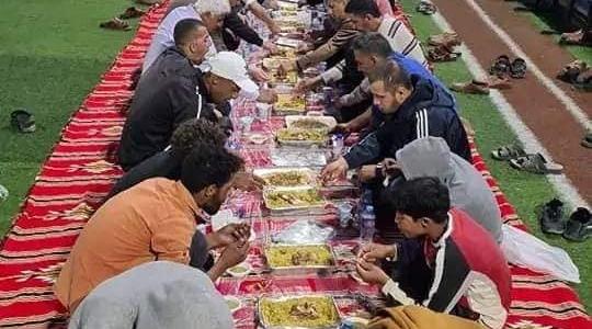 إفطار جماعي في دير البلح