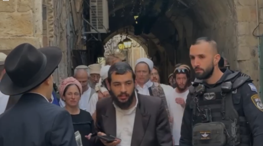 مسيرة للمستوطنين أمام باب الاسباط.PNG