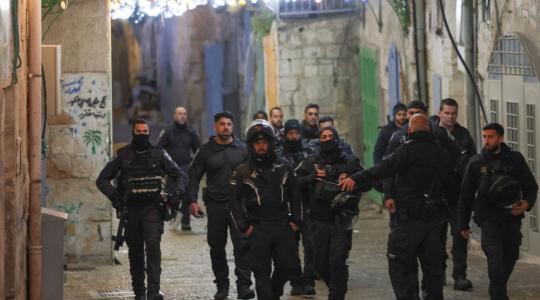 قوات الاحتلال الاسرائيلي تقتحم بلدة الطور في القدس