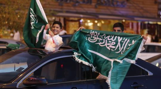 عدد السكان السعوديين 2023-كم عدد سكان السعودية الان
