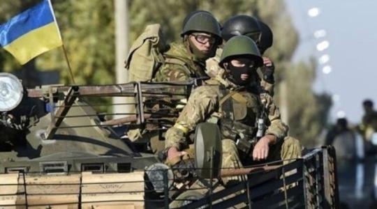 مباشر- تدمير آلية عسكرية أوكرانية بقذيفة روسية حارقة