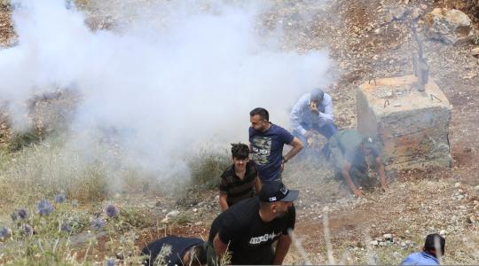 اطلاق قنابل الغاز على حدود لبنان.jpg.crdownload
