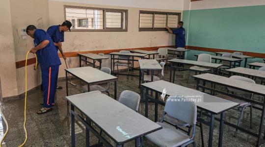 وزارة التعليم بغزة تشرع بحملة مكثفة لتطهير وتنظيف لاستقبال العام الدراسي الجديد (11)