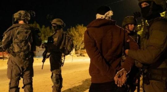 قوات الاحتلال تعتقل شابًا في القدس