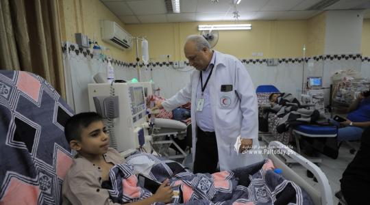 مرضى الفشل الكلوي في غزة بخطر.. والصحة تناشد بتوفير الأدوية والمستهلكات الطبية (9).JPG