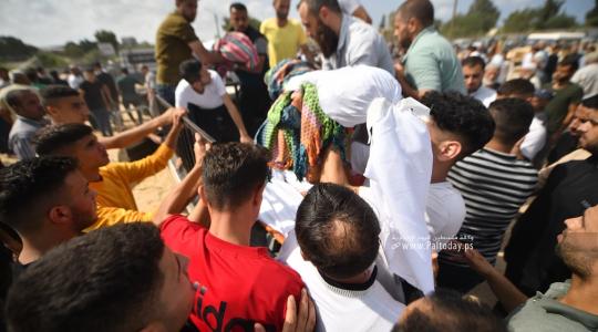 تشييع شهداء خلال العدوان على غزة (10).JPG