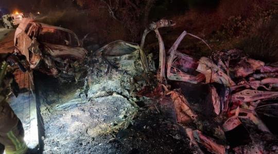 من مكان انفجار السيارة المفخخة قرب غوش عتصيون بالخليل