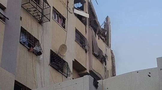 قصف شقة سكنية في مخيم جباليا شمال قطاع غزة