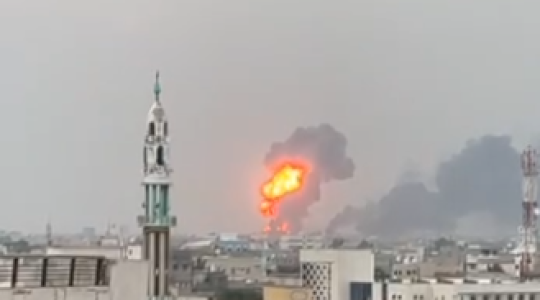 الاحتلال الاسرائيلي يقصف مطار الحديدة الدولي في اليمن
