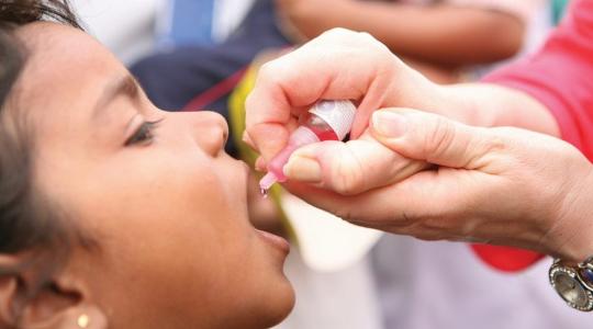 لقاح شلل الأطفال