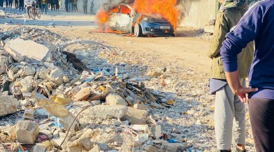 قصف سيارة في مخيم المغازي وسط قطاع غزة
