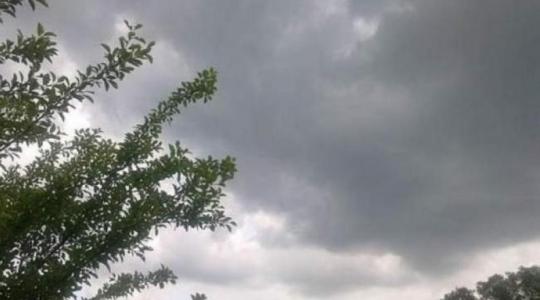 أجواء باردة وماطرة