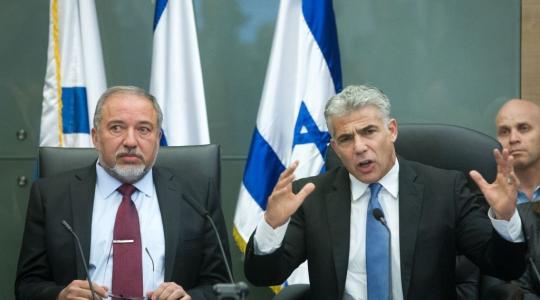 يائير لابيد وأفيغدور ليبرمان