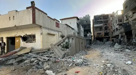 احراق مستشفى كمال عدوان