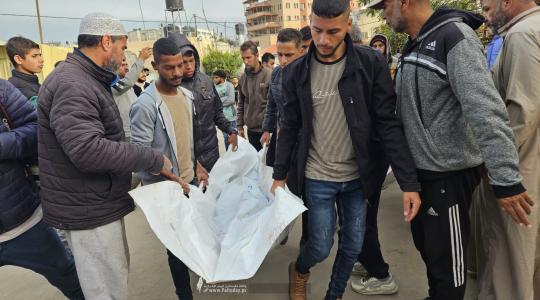تشييع ٥ شهداء من داخل مجمع ناصر الطبي بمدينة خان يونس جنوبي قطاع غزة (1).jpeg