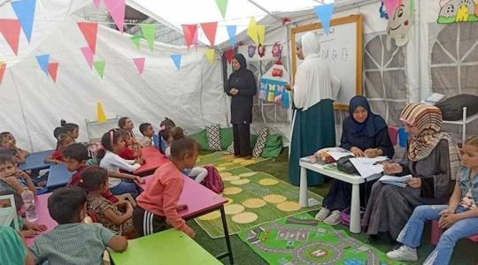 خيمة دراسية في غزة