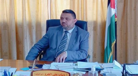رئيس بلدية دير البلح دياب الجرو
