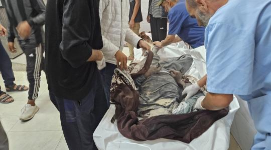 تشييع شهداء وصلوا مجمع ناصر الطبي (2).jpeg