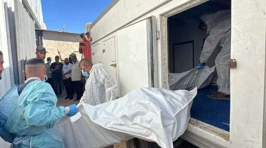 تسليم جثامين شهداء في غزة