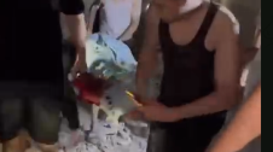 استشهداف شقة في شارع الثلاثيني.PNG