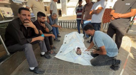 وداع ثلاث شهداء بمدينة غزة بعد قصف وتقدم الجيش على شارع صلاح الدين فجر اليوم (5).jpeg
