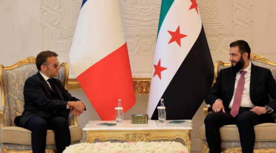 ماكرون والشرع.PNG