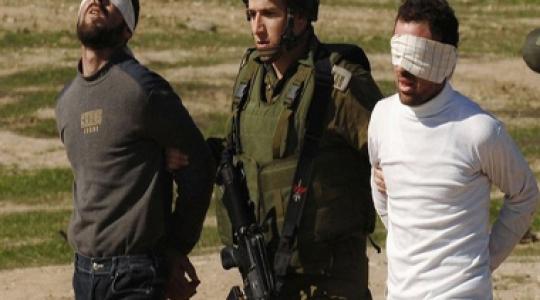 إحدى حملات الإعتقال "الاسرائيلية" بالضفة المحتلة