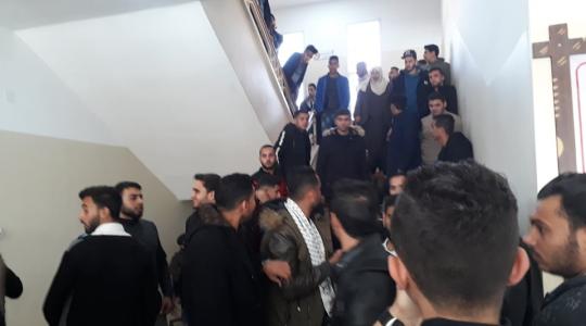 اعتصام طلاب بالجامعة القدس المفتوحة