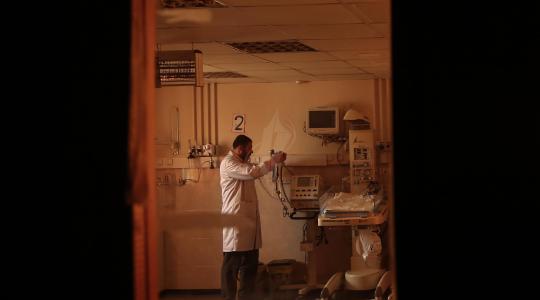 نفاد الوقود في مستشفيات غزة