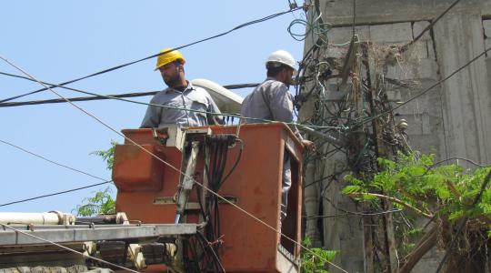 موظفو شركة الكهرباء في محافظات غزة