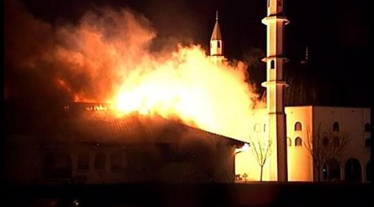 حريق في أحد المساجد (صورة ارشيفية)