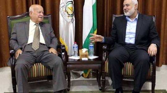 جانب من لقاء وفدي حماس وفتح في غزة