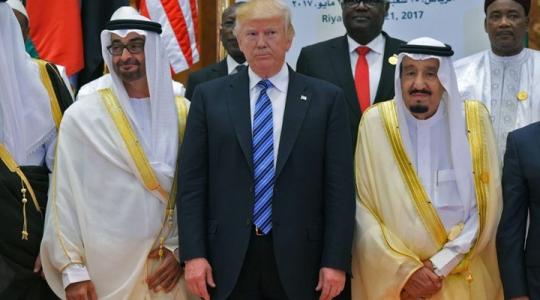 امراء الخليج يدعمون ترامب