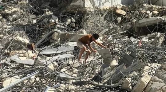 جرافات الاحتلال تهدم منزل فلسطيني في مدينة القدس المحتلة